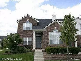 9201 Alexa Dr, Commerce, MI 48390