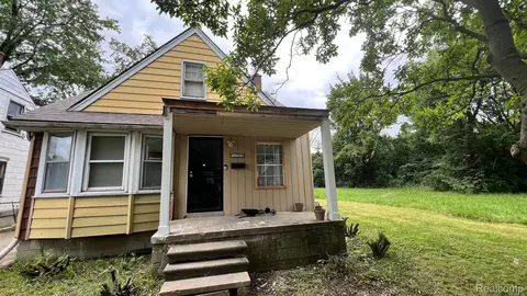 10009 Archdale St, Detroit, MI 48227