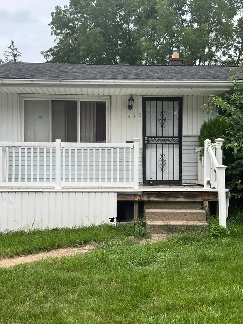 422 W Bundy Ave, Flint, MI 48505 photo 1