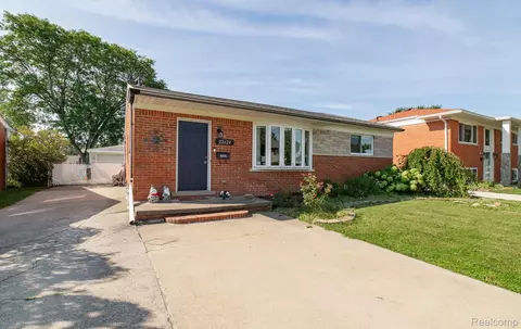 22624 E 12 Mile Rd, Saint Clair Shores, MI 48081