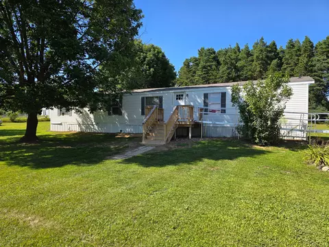 2236 S Fenner Rd, Juniata, MI 48723