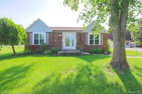 3905 Meldrum Rd, Casco, MI 48064