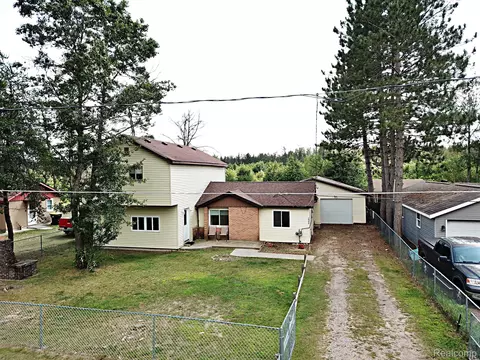 10396 Austin Rd, Richfield, MI 48656