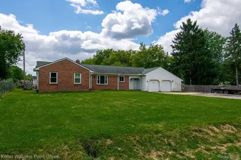 3393 W Mount Morris Rd, Mount Morris, MI 48458