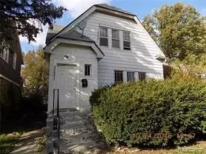 12037 Kennebec St, Detroit, MI 48205