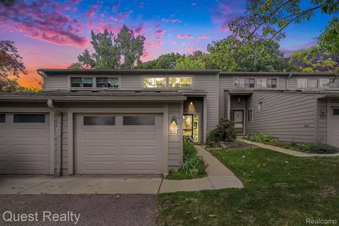 3123 Lake Haven Dr, Ann Arbor, MI 48105
