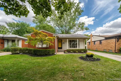 4214 Rosewold Ave, Royal Oak, MI 48073