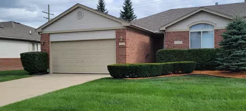 3772 Tahoe Dr, Warren, MI 48091
