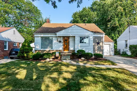 4510 Cooper Ave, Royal Oak, MI 48073