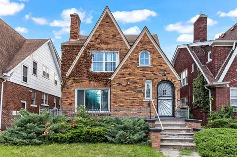 17147 Santa Rosa Dr, Detroit, MI 48221
