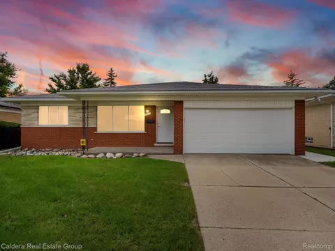 4352 Bernice Rd, Warren, MI 48091