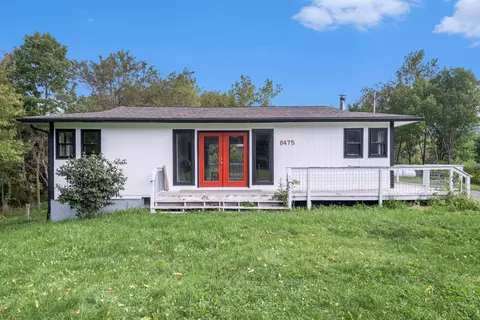 8475 Beard Rd, Burns, MI 48418