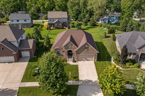 3186 Fortune Ln, Commerce, MI 48390