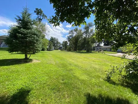 000 Balfour St, White Lake, MI 48386