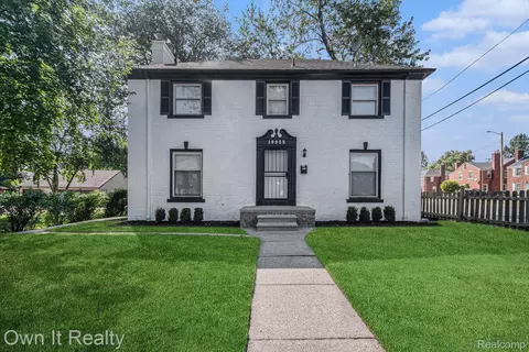 19035 Fairfield St, Detroit, MI 48221