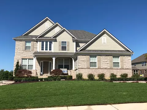 22860 Ronway Ln, South Lyon, MI 48178