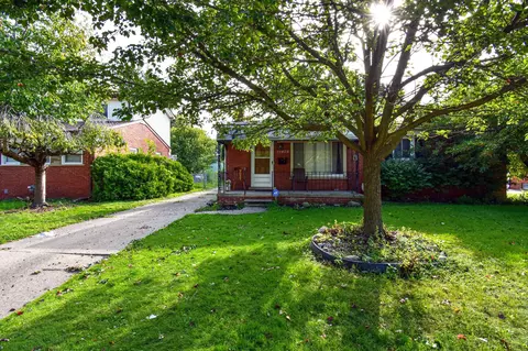 24428 Melody Rd, Warren, MI 48089
