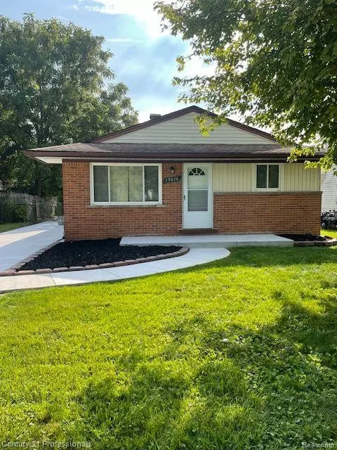 15016 Santa Anita St, Livonia, MI 48154