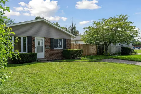 8034 Hudson Ave, Warren, MI 48089