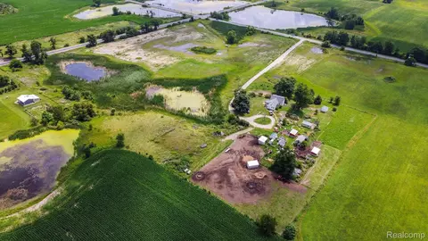 8620 Scio Church Rd, Lima, MI 48103