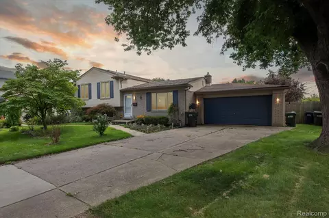 11610 Cocoa Ct, Sterling Heights, MI 48312