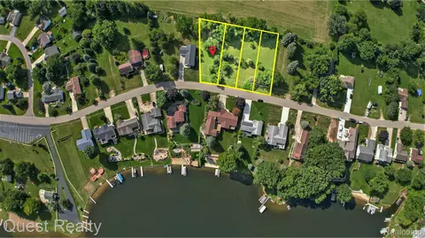 14061 Shannon Dr, Somerset, MI 49233
