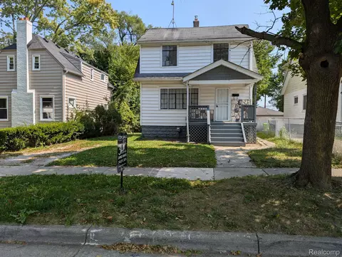 279 S Marshall St, Pontiac, MI 48342