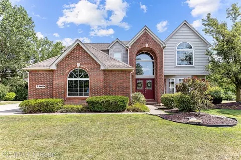 2649 N Woods Blvd, Canton, MI 48188