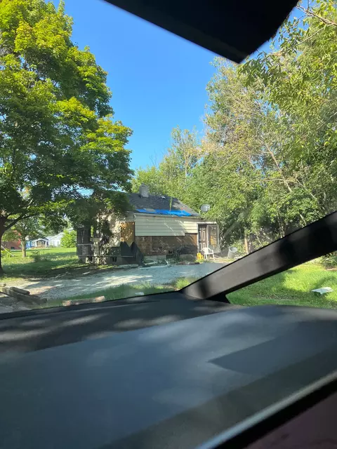 1602 Leith St, Flint, MI 48506 photo 1