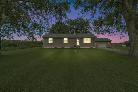 908 Brown City Rd, Imlay, MI 48444