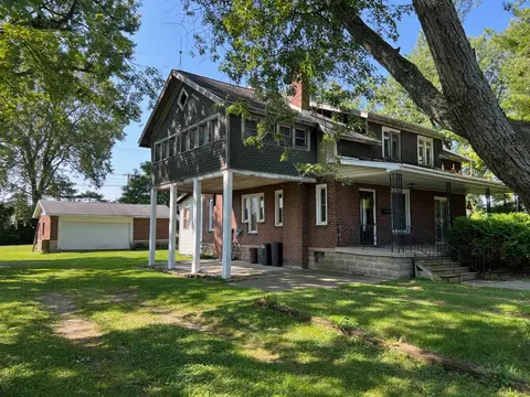 287 S Elm St, Lapeer, MI 48446