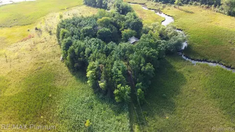 2750 Kensington Rd, Brighton, MI 48380