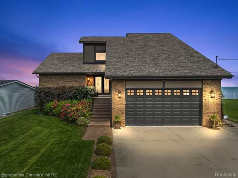 32257 N River Rd, Harrison, MI 48045