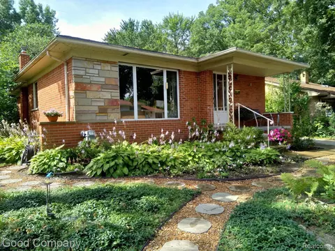 4017 Albert Ave, Royal Oak, MI 48073