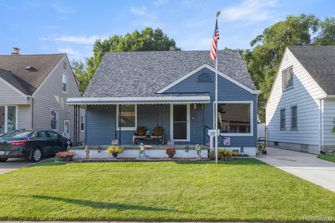 13723 Jobin St, Southgate, MI 48195