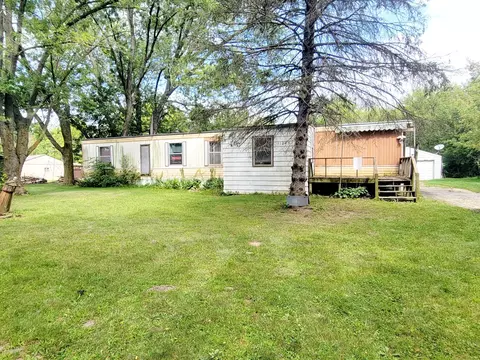 11245 Britton Rd, Burns, MI 48418