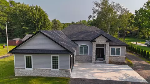 49953 W Huron River Dr, Belleville, MI 48111