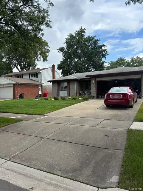 27076 Aberdeen St, Southfield, MI 48076