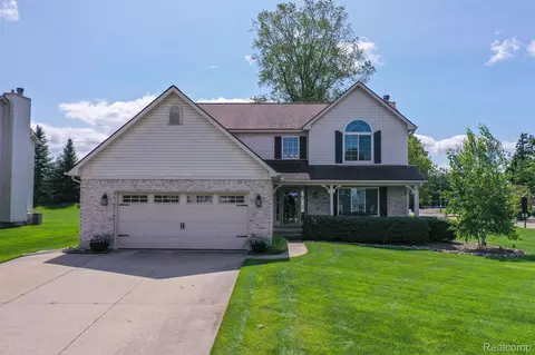 687 Sandpiper Way, Oxford, MI 48371