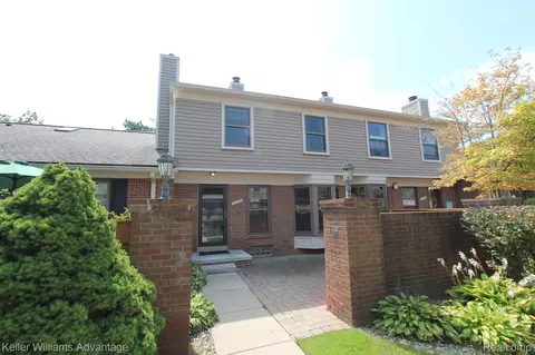 22180 Pondview, Novi, MI 48375