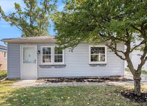 7316 Gilman St, Westland, MI 48185