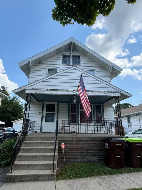 452 Arbor Ave, Monroe, MI 48162