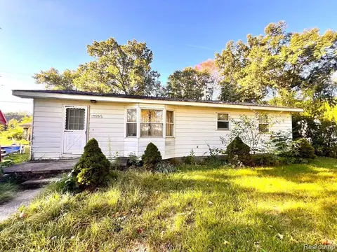 44561 Harris Rd, Sumpter, MI 48111