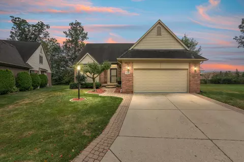 52159 Jacqueline, Macomb, MI 48042