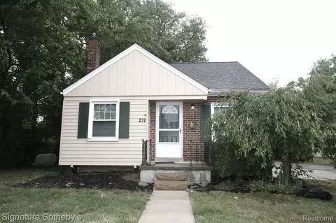 211 Linden Rd, Pontiac, MI 48341