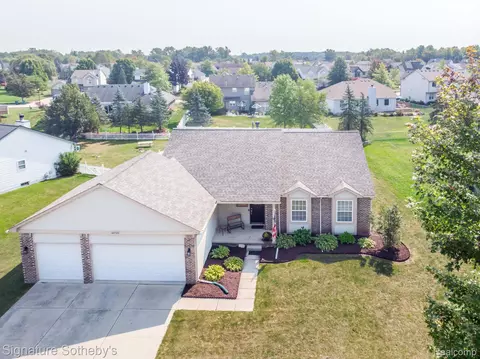 43725 Revere Dr, Van Buren, MI 48111