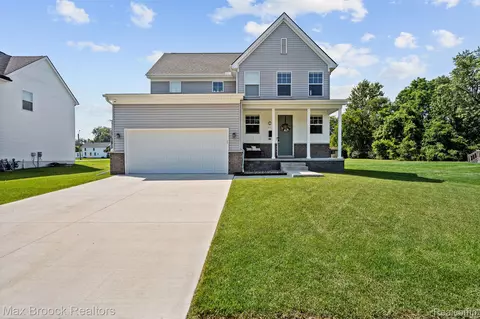 217 Clinton St, Romeo, MI 48065