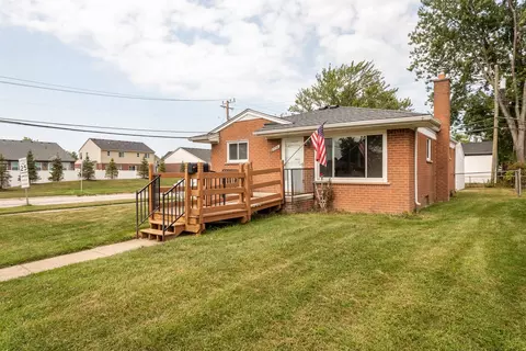 31736 Ann Arbor Trl, Westland, MI 48185