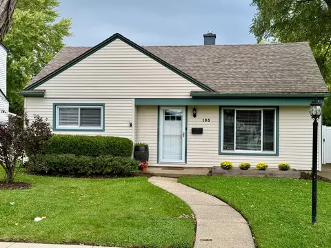 105 S Manitou Ave, Clawson, MI 48017