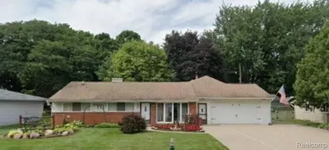 40976 Hollydale, Novi, MI 48375